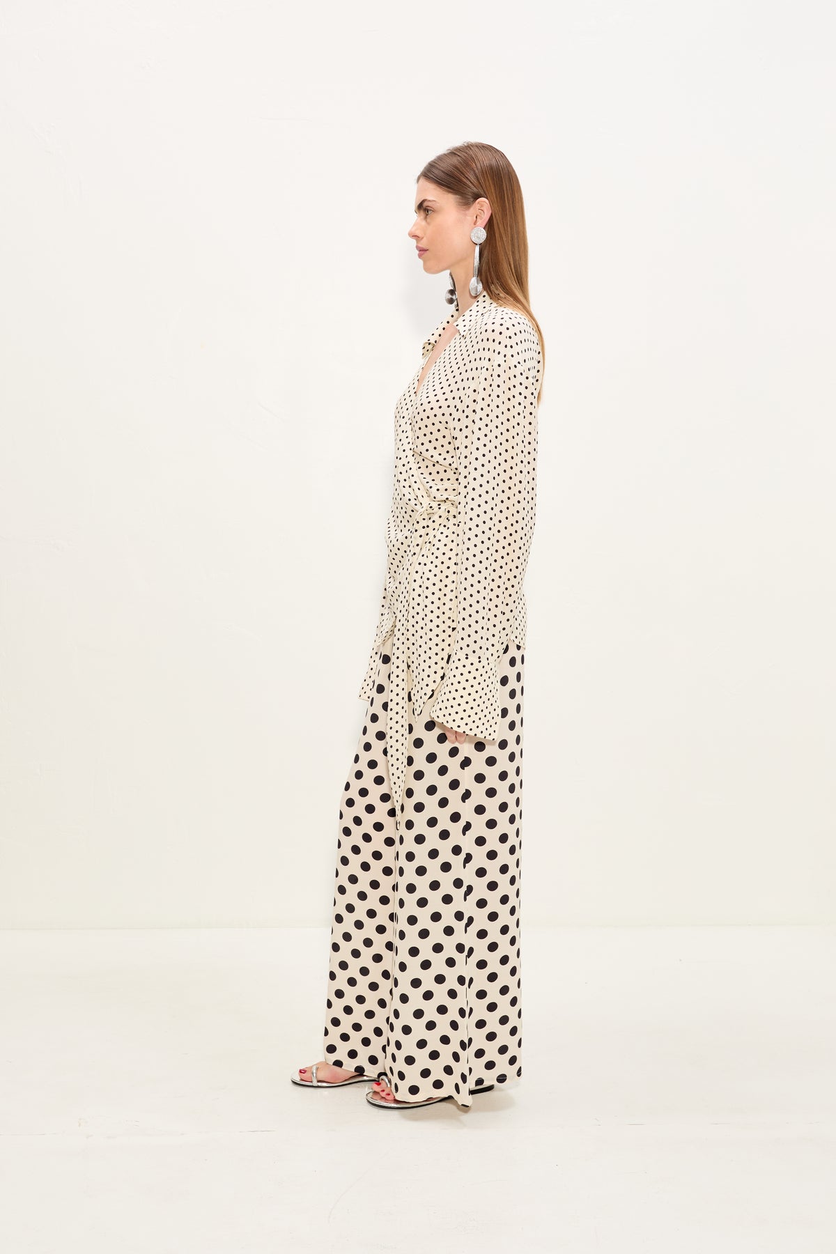 Anya Crepe Wrap Top | Simon Miller Macadamia/Black Polka Dot